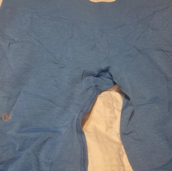 Lululemon Joga/Workout pants 8 - Picture 5 of 7